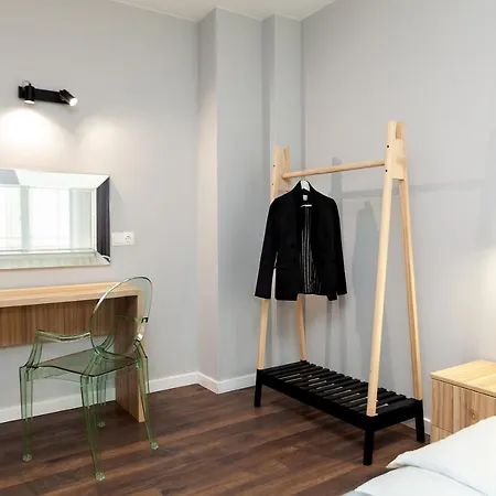 Austrian Hotel apartamentowy Lwów