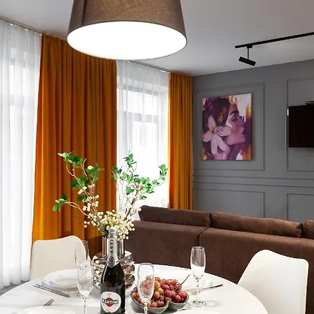 Aparthotel Austrian 4*