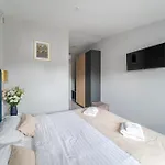 Austrian 4*