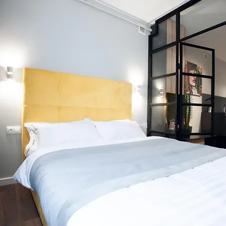 Aparthotel Austrian Lviv