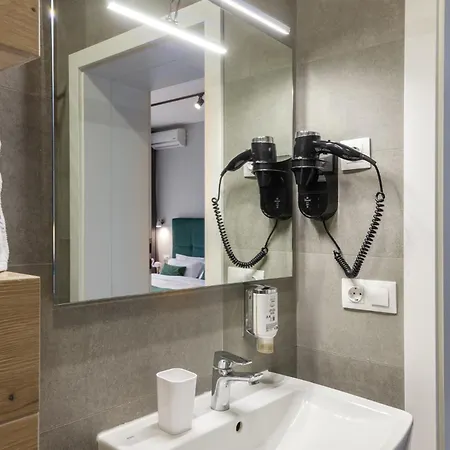 מלון דירות Austrian