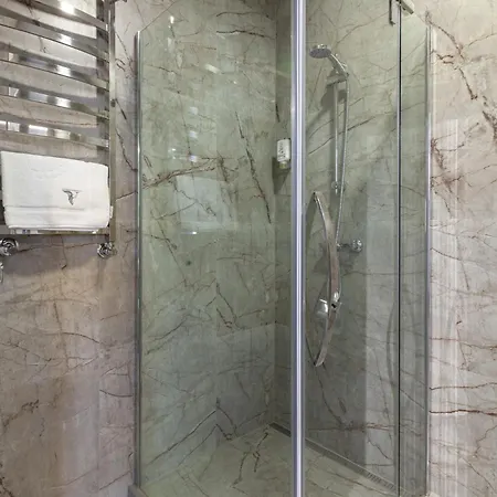 Apartmanhotel Austrian 4*