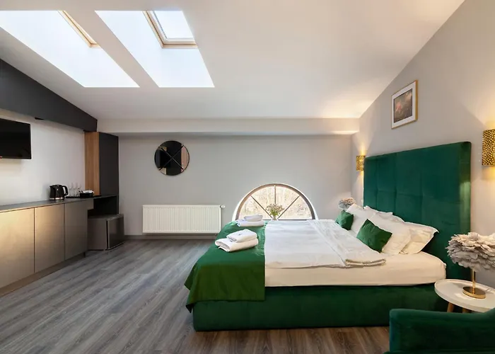 Austrian 4* Leópolis